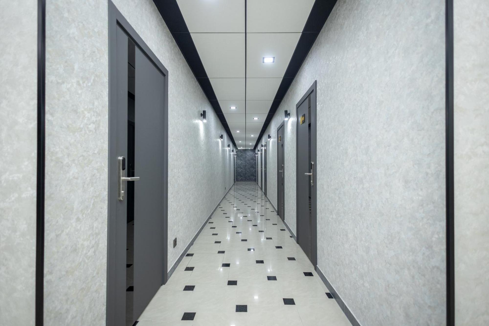Iris Hotel Chisinau Ngoại thất bức ảnh