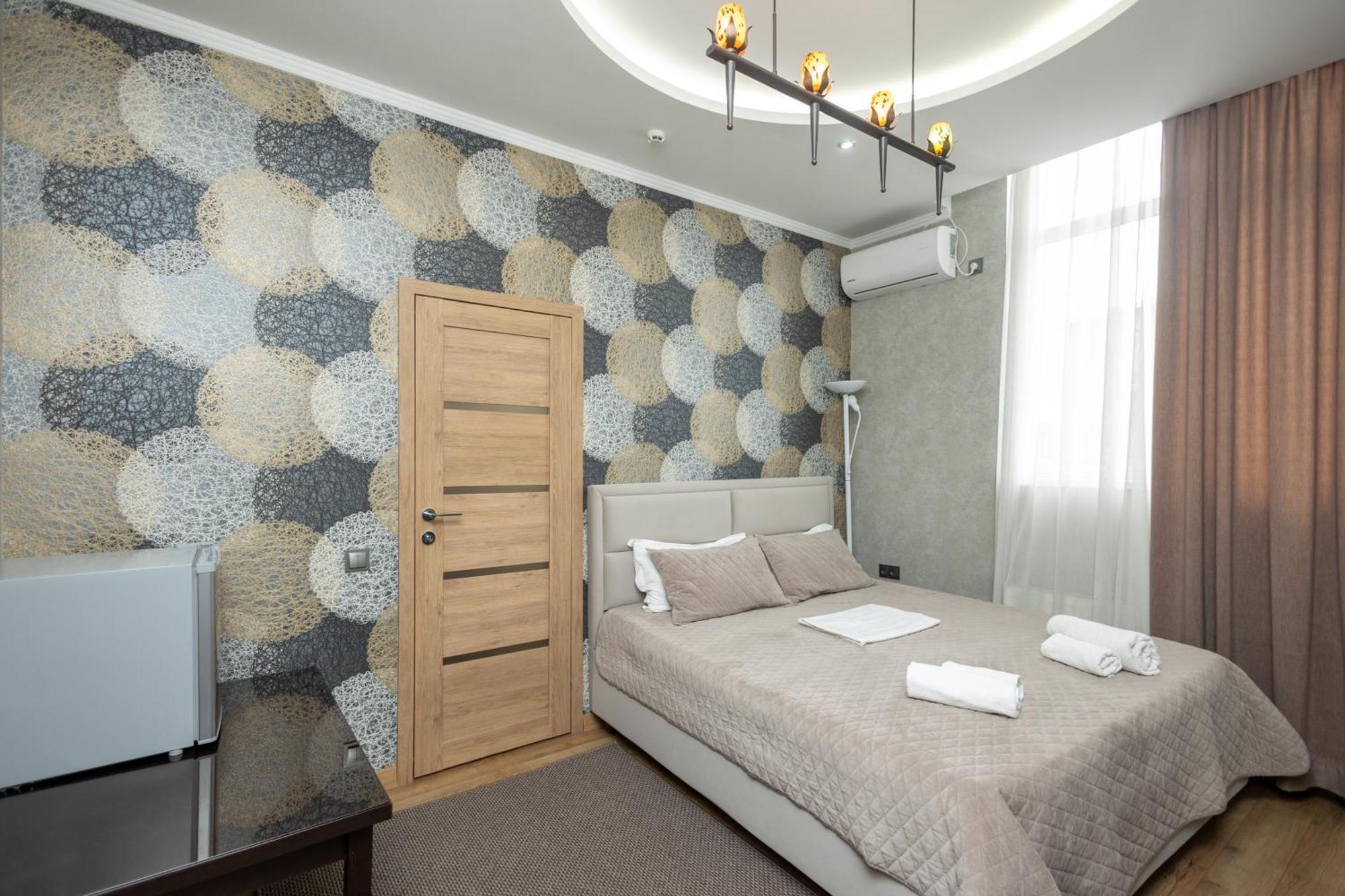 Iris Hotel Chisinau Ngoại thất bức ảnh