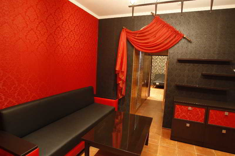Iris Hotel Chisinau Ngoại thất bức ảnh