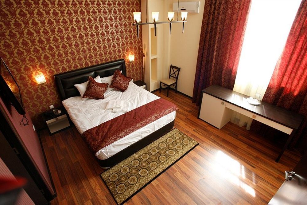 Iris Hotel Chisinau Phòng bức ảnh